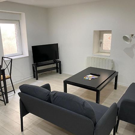 Appartement 2Eme Etage 42M2 Hyper Centre Ville / Parking Gratuit Риом Экстерьер фото