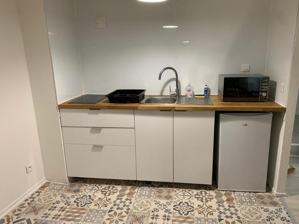 Appartement 2Eme Etage 42M2 Hyper Centre Ville / Parking Gratuit Риом Экстерьер фото