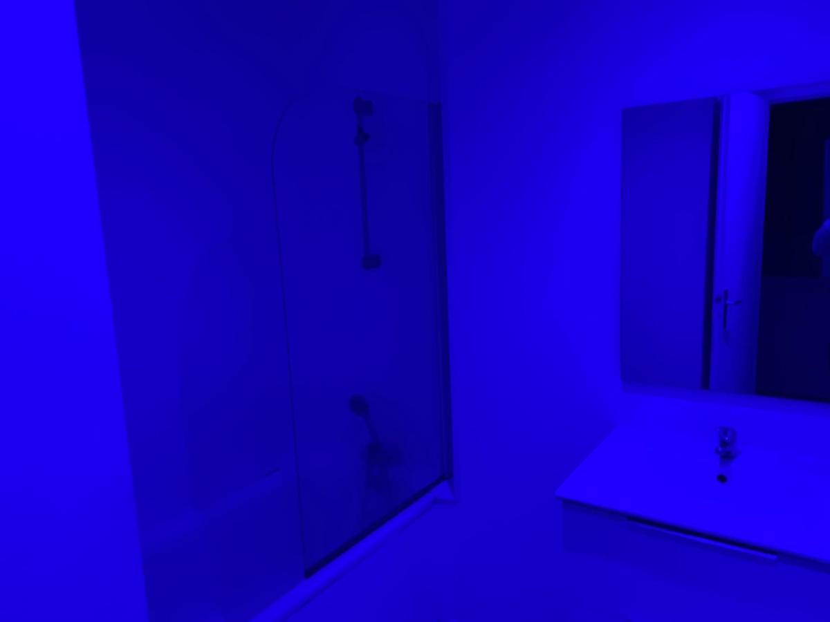 Appartement 2Eme Etage 42M2 Hyper Centre Ville / Parking Gratuit Риом Экстерьер фото